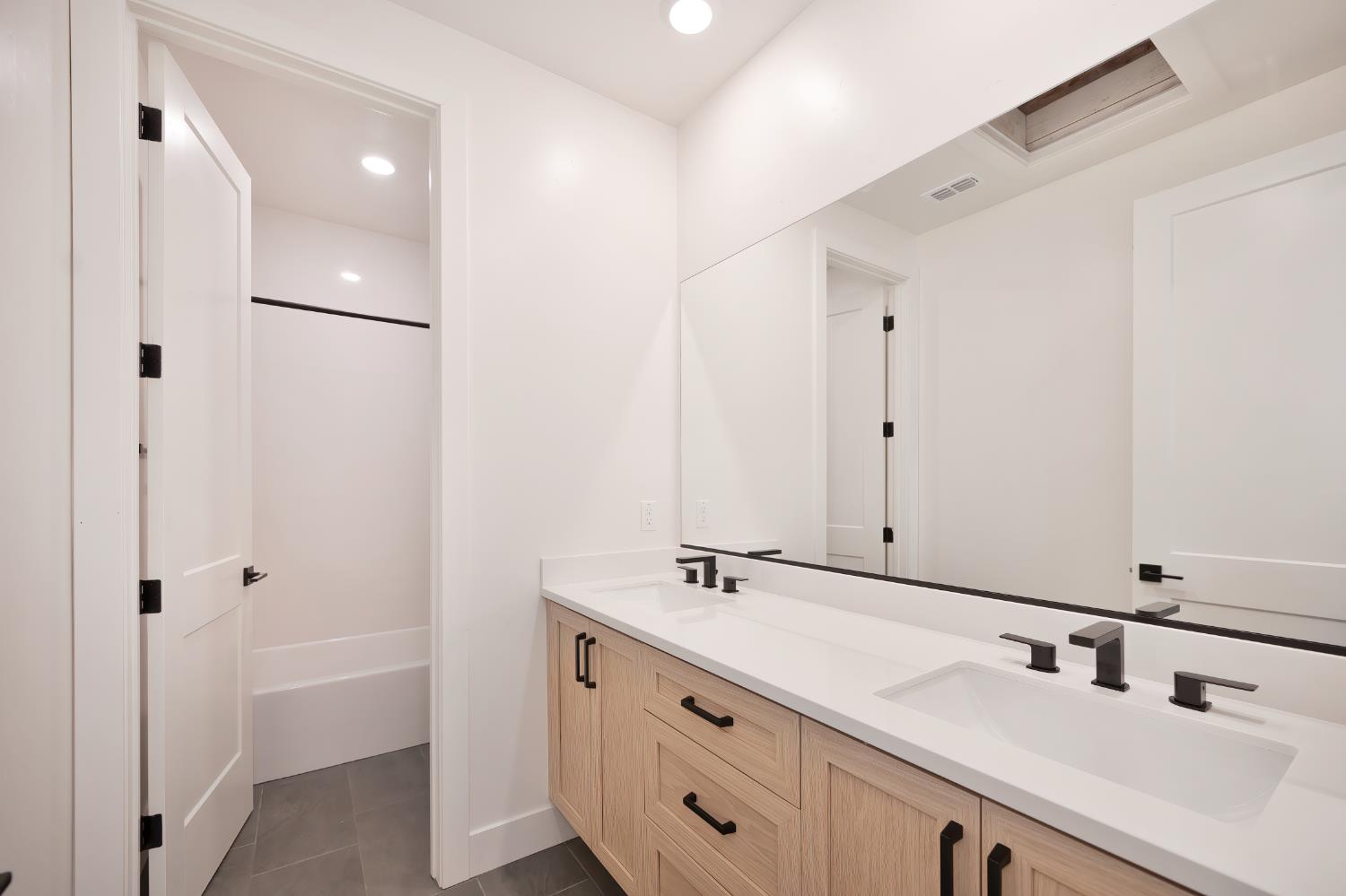 8468 Sun View Circle Granite Bay, CA 95746 - Photo 37 of 40