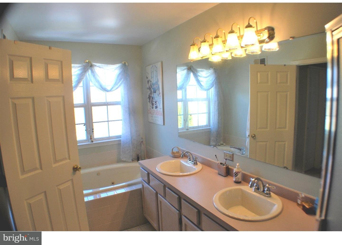 681 Melvin Road Telford, PA 18969 - Photo 8 of 12 Bathroom