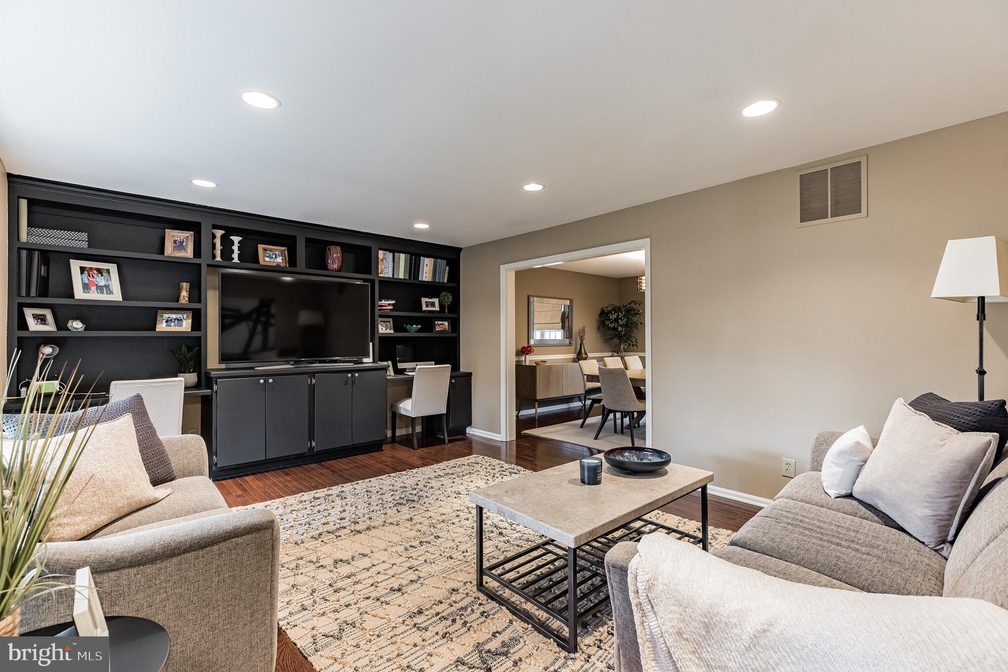 3 Elliot Drive Voorhees, NJ 08043 - Photo 4 of 33