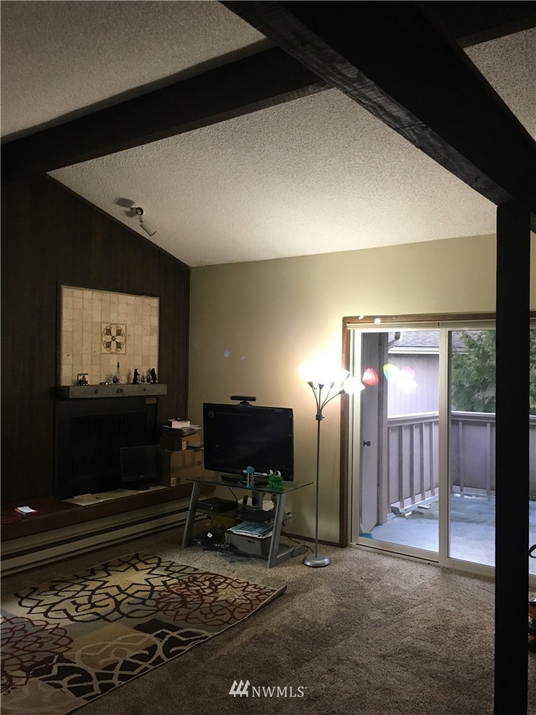 7573 Old Redmond Road, Unit 3 Redmond, WA 98052 - Photo 3 of 15 Gallery Image 3