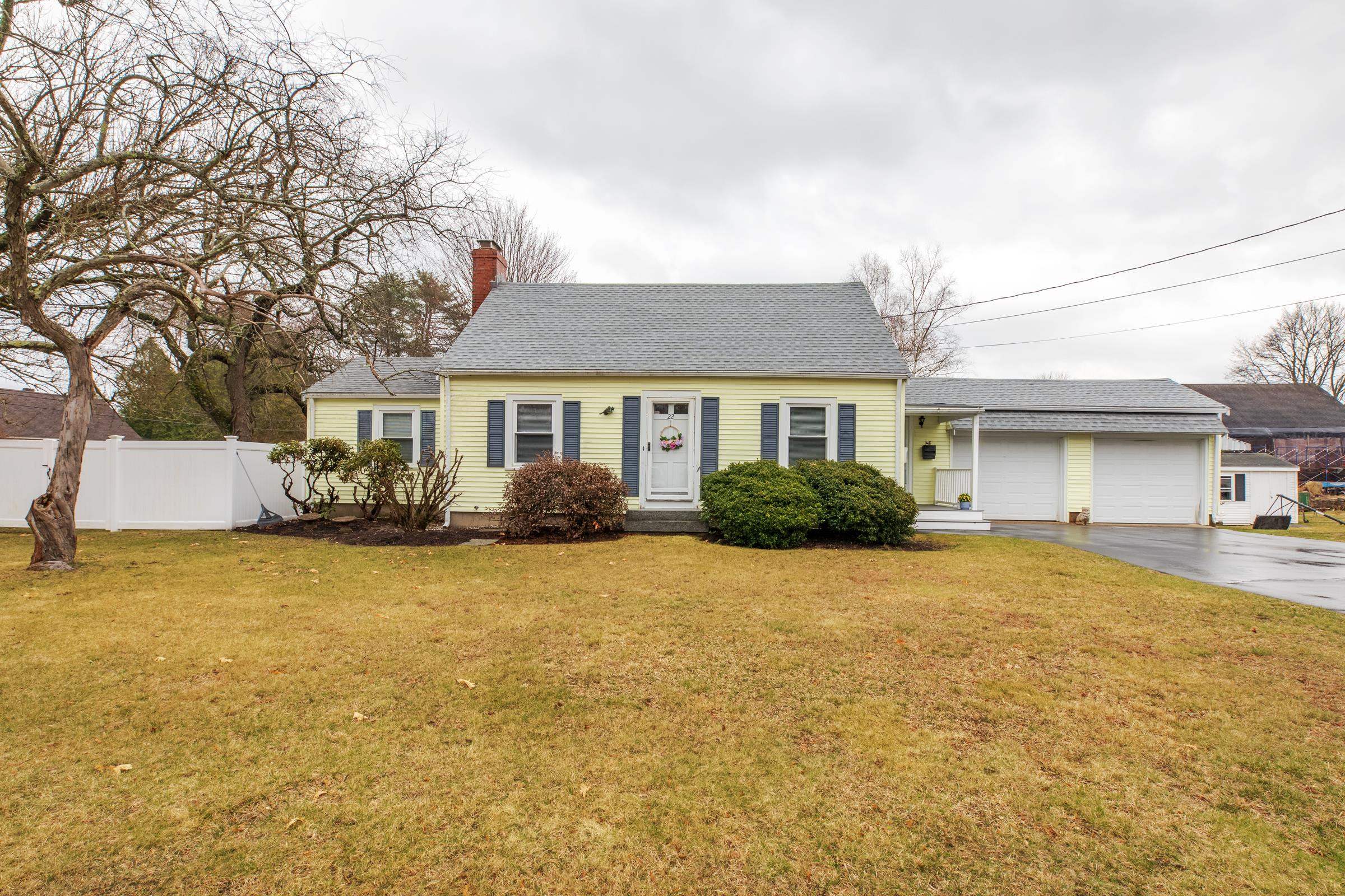 22 Thomsen Road Hampton, NH 03842 - Photo 1 of 39