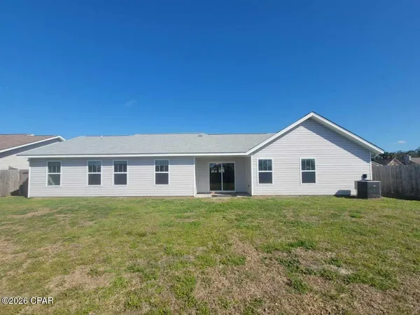 $2,400 | 3403 Pretty Bayou Court, Panama City, FL 32405