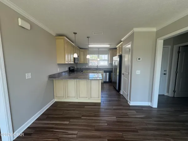 $2,400 | 3403 Pretty Bayou Court, Panama City, FL 32405