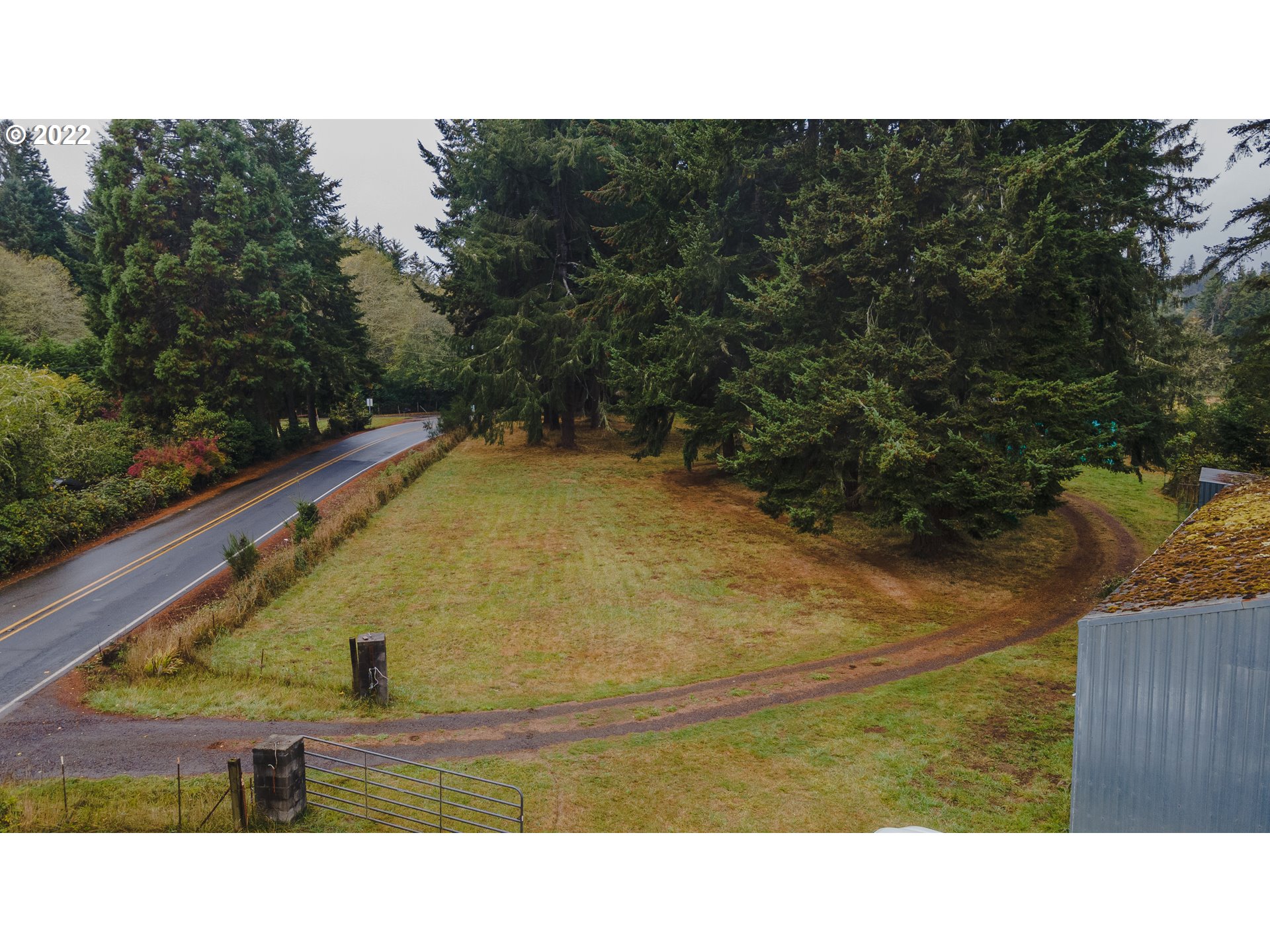 64855 East Bay Road North Bend, OR 97459 - Photo 3 of 30 Gallery Image 3