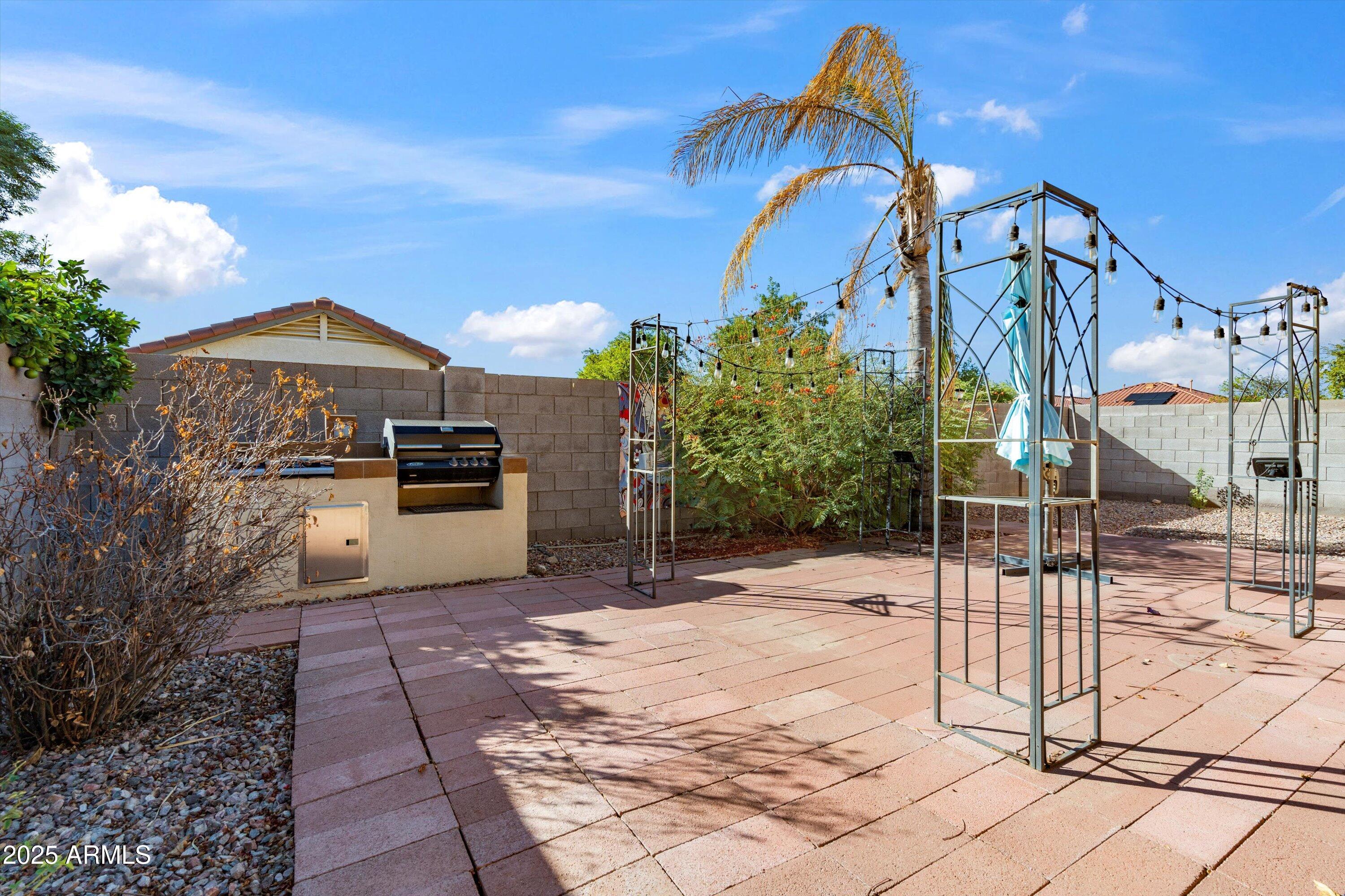 3027 West Red Fox Road Phoenix, AZ 85083 - Photo 26 of 27 28-BBQ