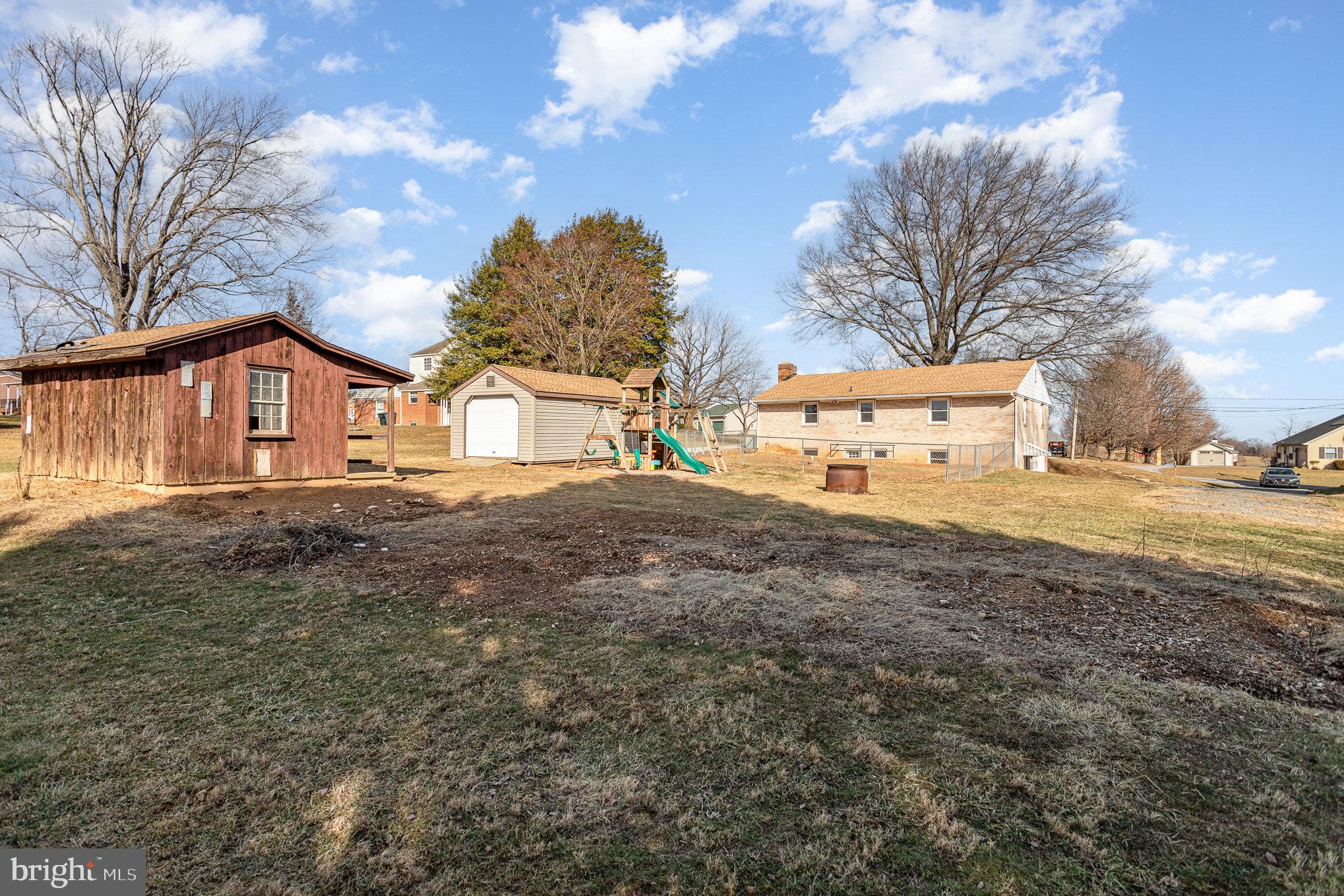 196 Blue Stone Road York, PA 17406 - Photo 25 of 31 Gallery Image 25