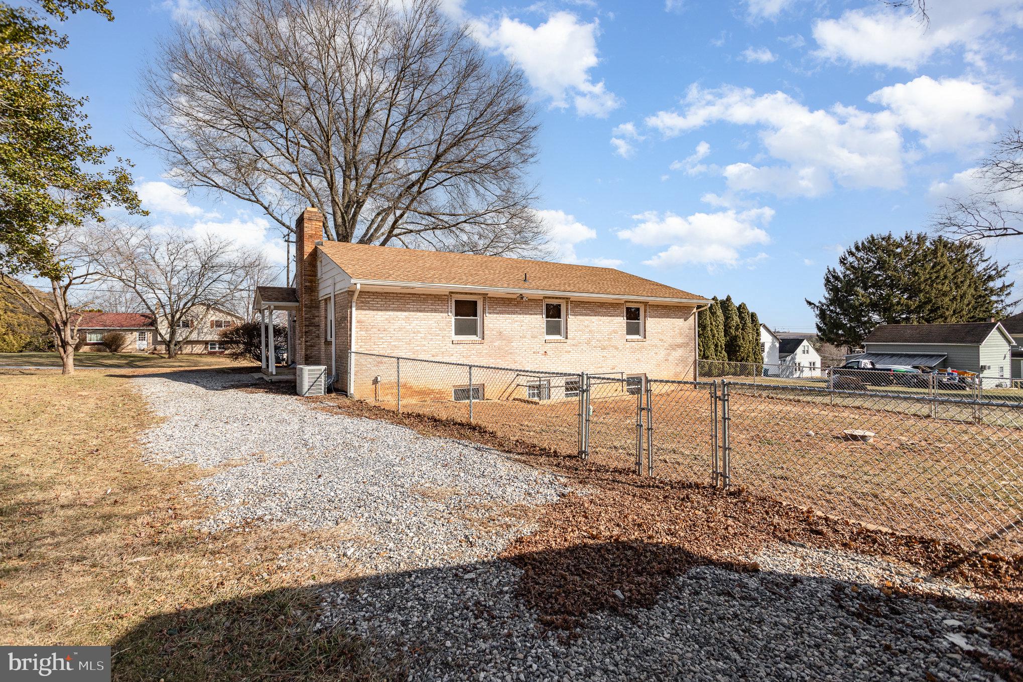 196 Blue Stone Road York, PA 17406 - Photo 28 of 31 Gallery Image 28