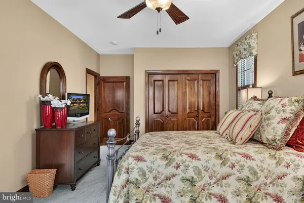 a view of a large window with an outdoor space