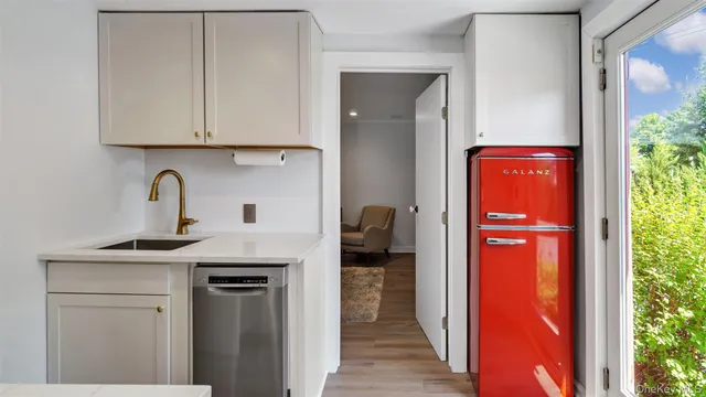 $2,049,000 | 12910 Main Road, East Marion, NY 11939