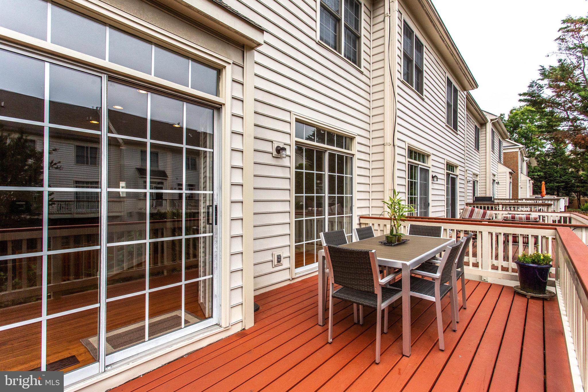 136 Roland Court Southwest Vienna, VA 22180 - Photo 32 of 67 Deck with space for family dinning & relaxation!