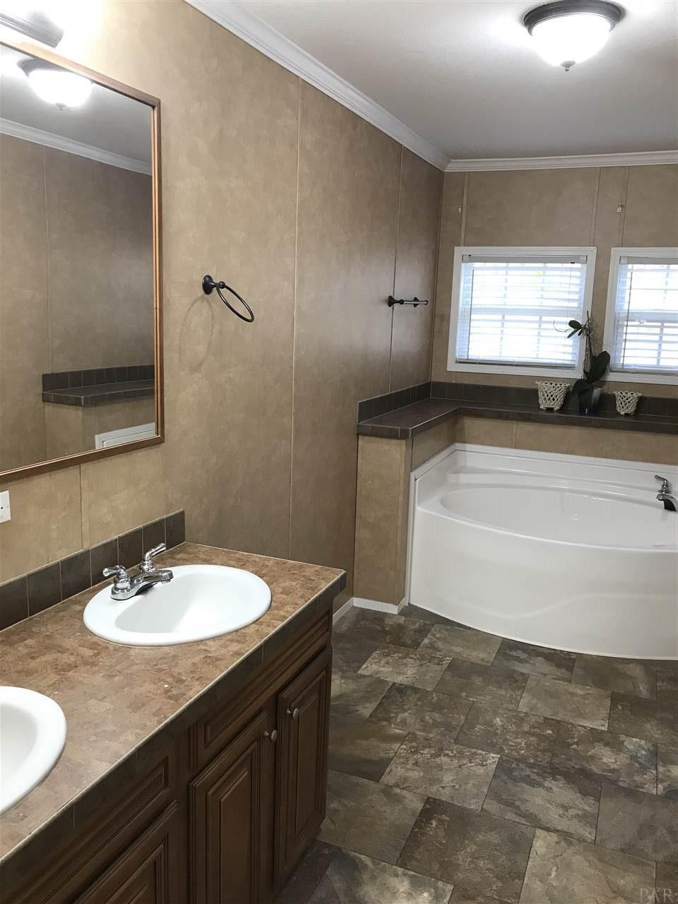 4503 Trice Road Pace, FL 32571 - Photo 11 of 27 Gallery Image 11