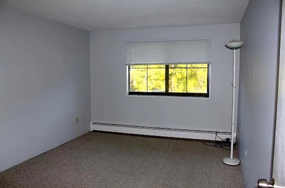 136 Mammoth Road, Unit 26 Hooksett, NH 03106 - Photo 6 of 8