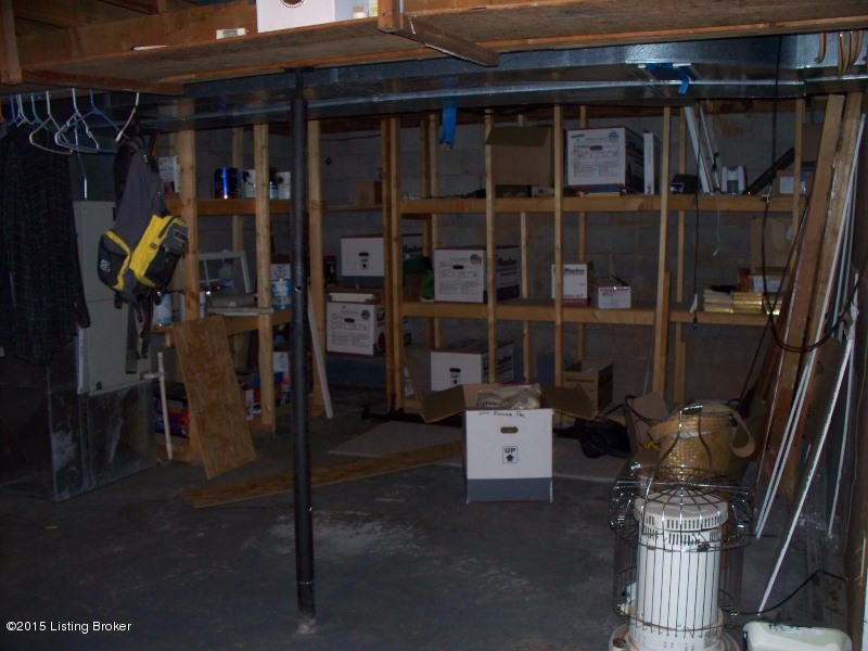 88 LCPL Hanson USMC Road Buffalo, KY 42716 - Photo 23 of 28 STORAGE AREA