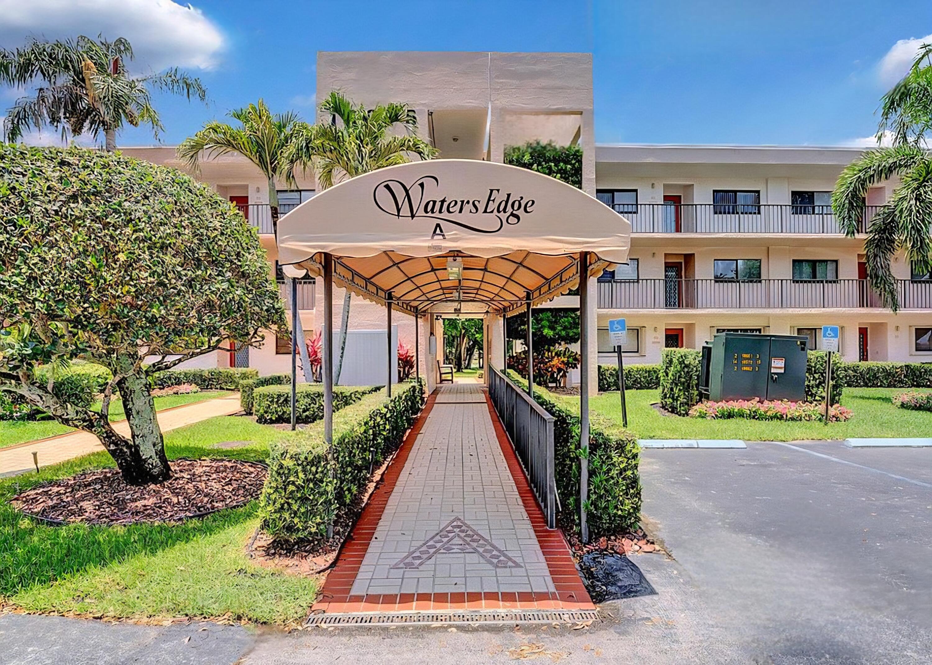 15075 Witney Rd - Stock Photo