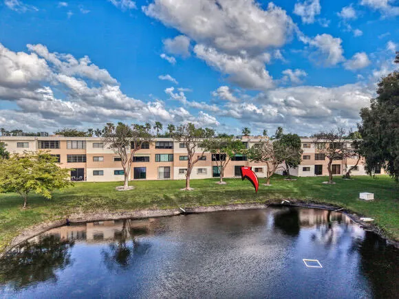 $259,900 | 15075 Witney Road, Unit 108, Delray Beach, FL 33484