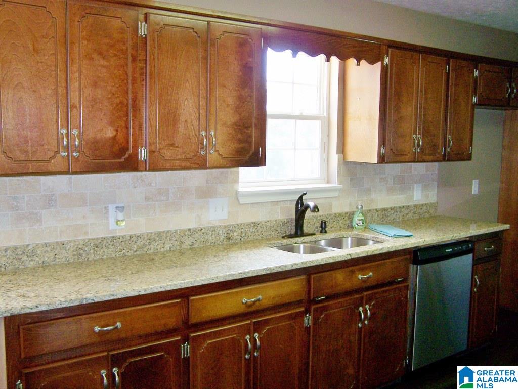 45 Wilson Way Weaver, AL 36277 - Photo 3 of 50