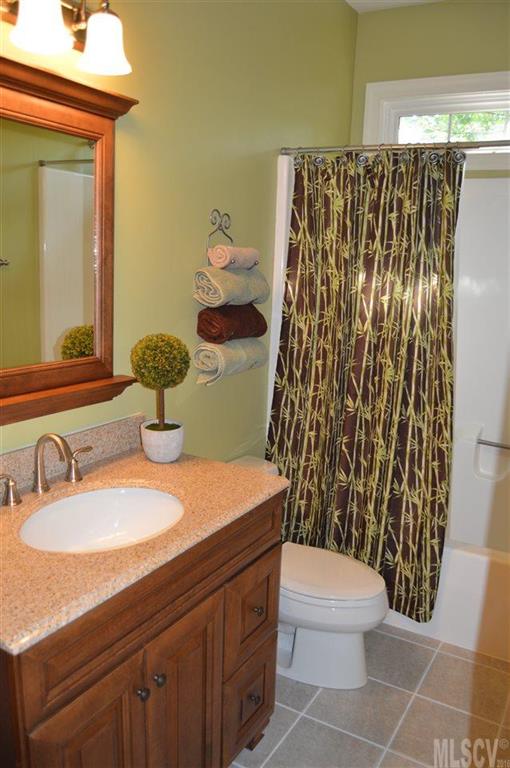 427 Players Ridge Road Hickory, NC 28601 - Photo 7 of 25 Gallery Image 7
