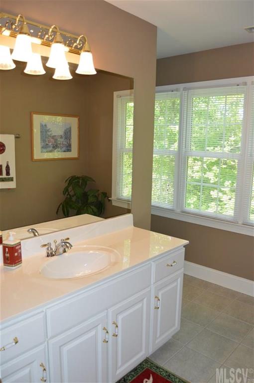 427 Players Ridge Road Hickory, NC 28601 - Photo 10 of 25 Gallery Image 10