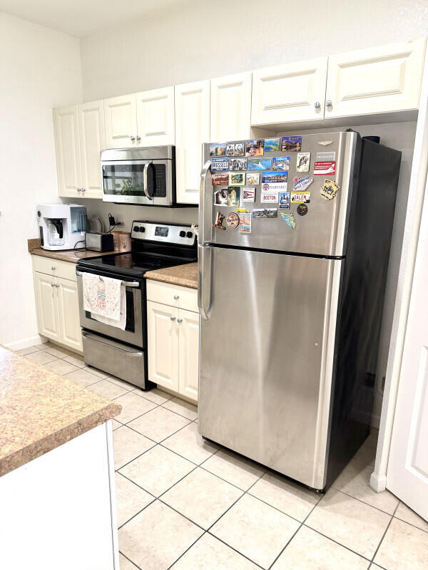 1205 Abaco Lane Riviera Beach, FL 33404 - Photo 4 of 24 3