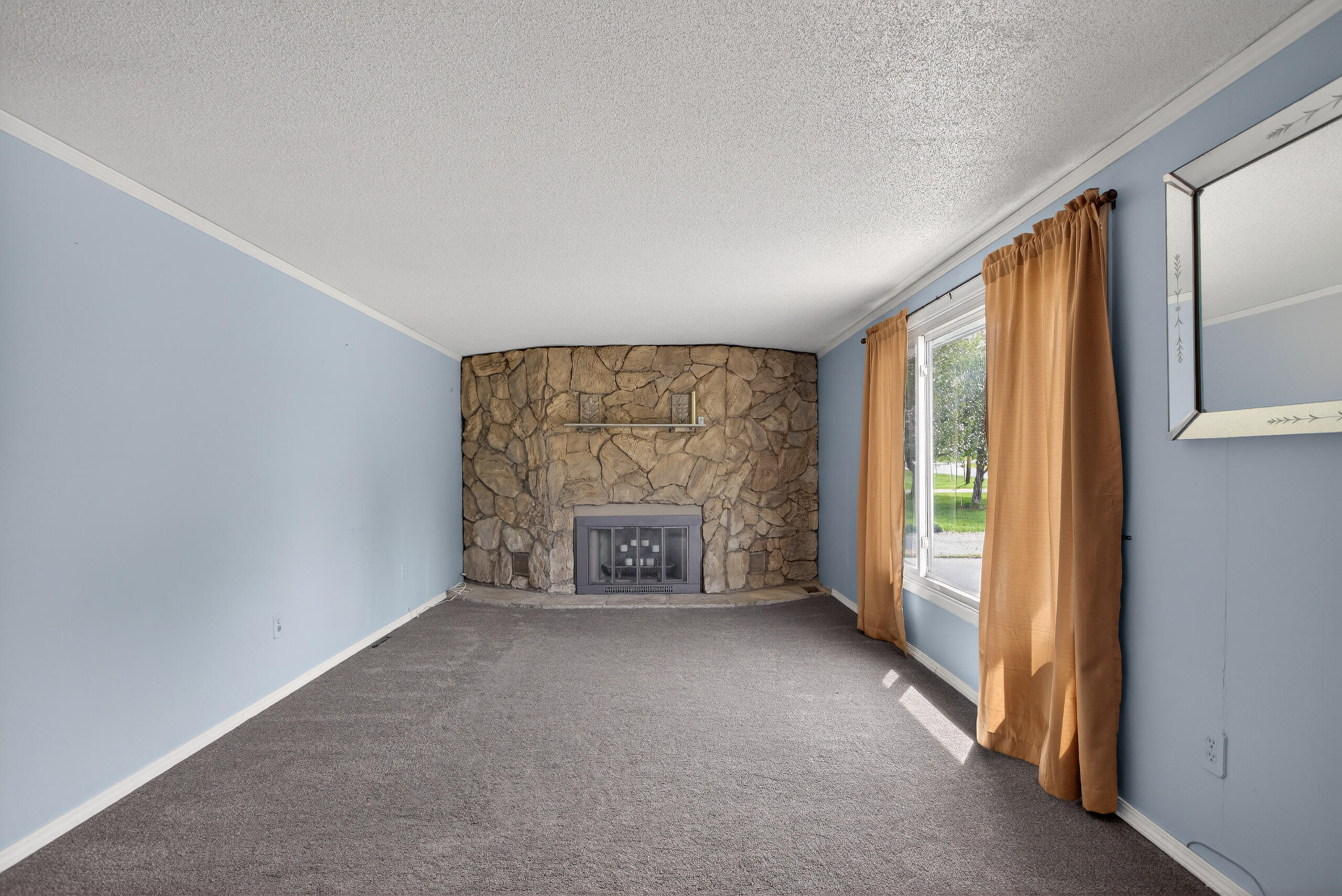 3926 Franklin Road Jackson, MI 49203 - Photo 2 of 50 014_0N0A9298
