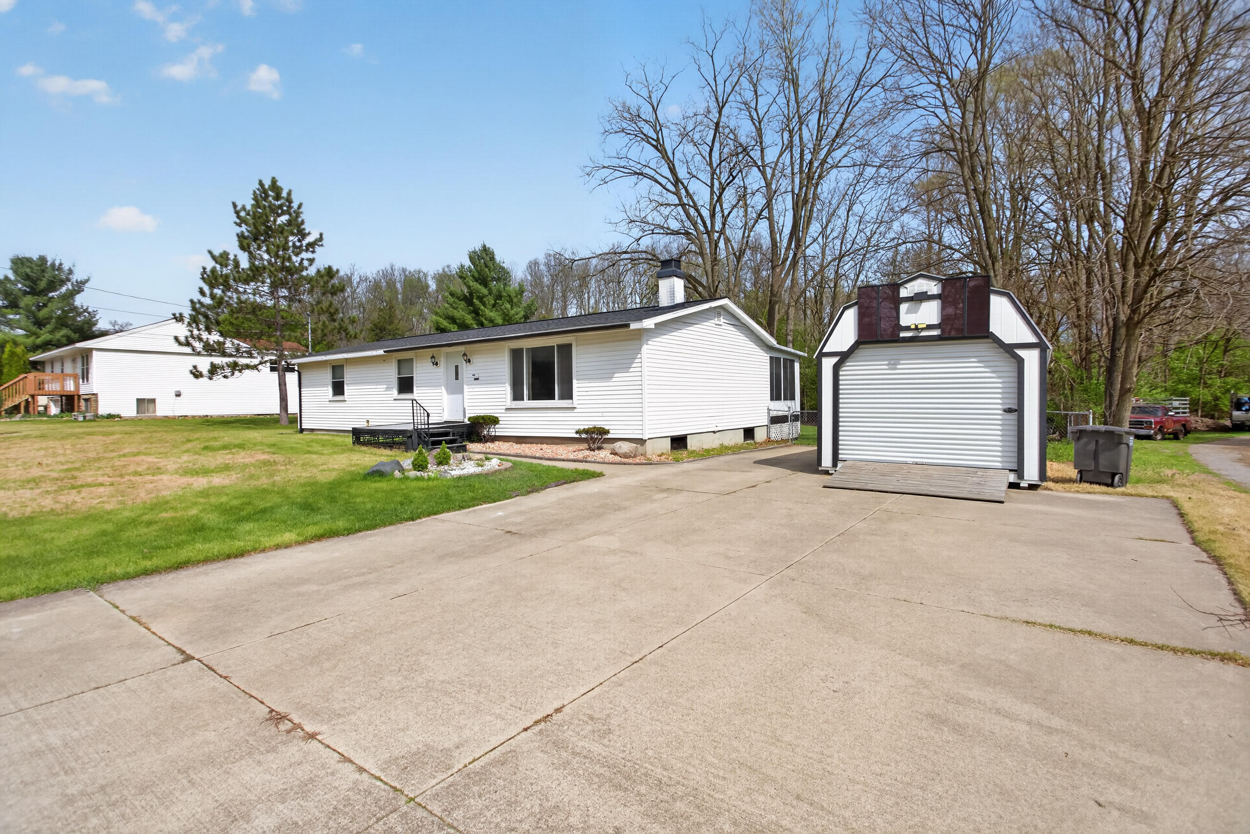 3926 Franklin Road Jackson, MI 49203 - Photo 4 of 50 004_0N0A9269