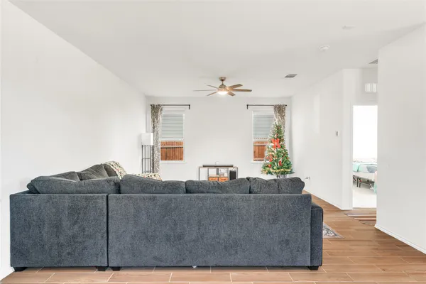 $2,100 | 308 Singing Dove Way, Liberty Hill, TX 78642