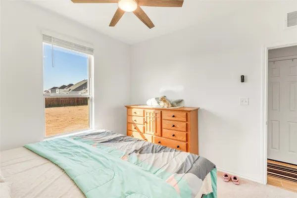 $2,100 | 308 Singing Dove Way, Liberty Hill, TX 78642
