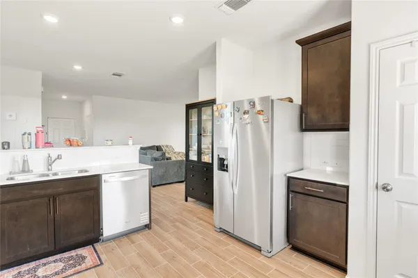 $2,100 | 308 Singing Dove Way, Liberty Hill, TX 78642