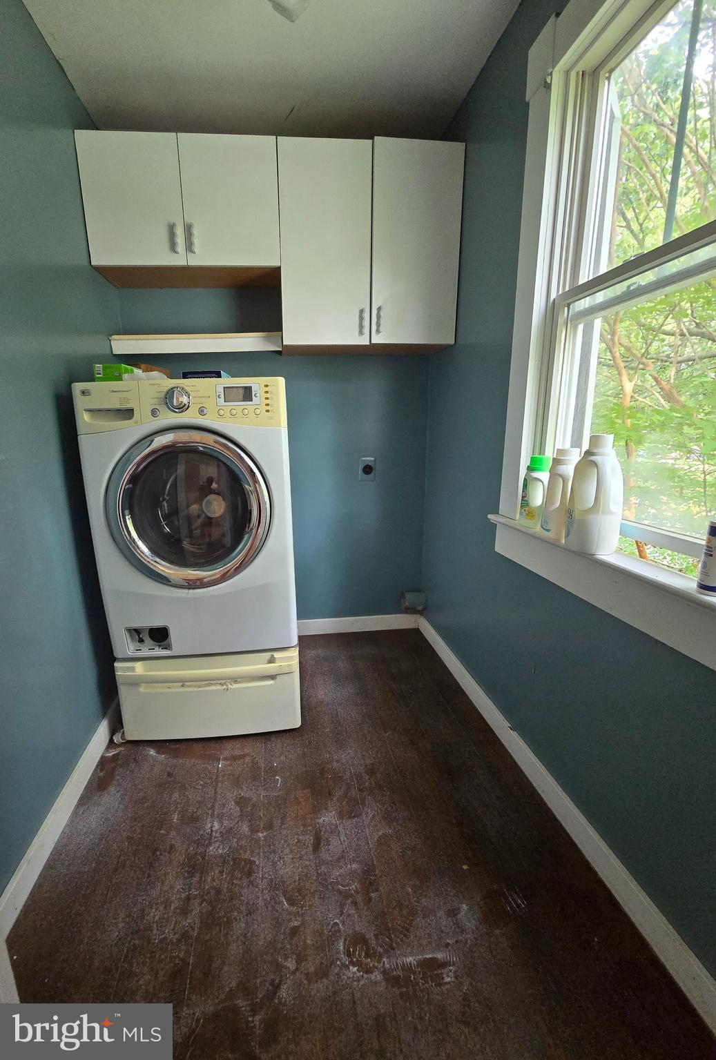 8453 Garden Road Pasadena, MD 21122 - Photo 23 of 58 LG steam washer/dryer combo