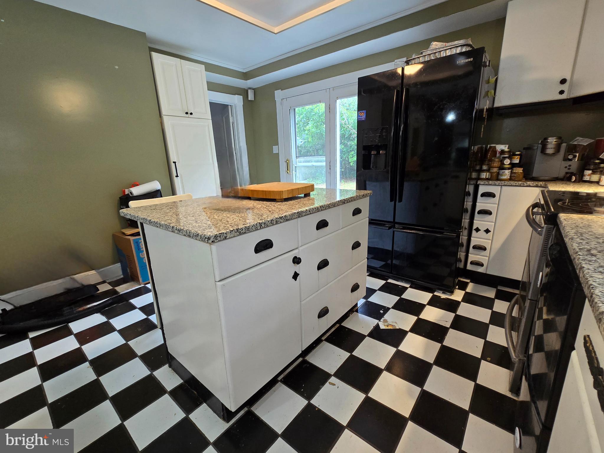 8453 Garden Road Pasadena, MD 21122 - Photo 9 of 58 14x14 kitchen
