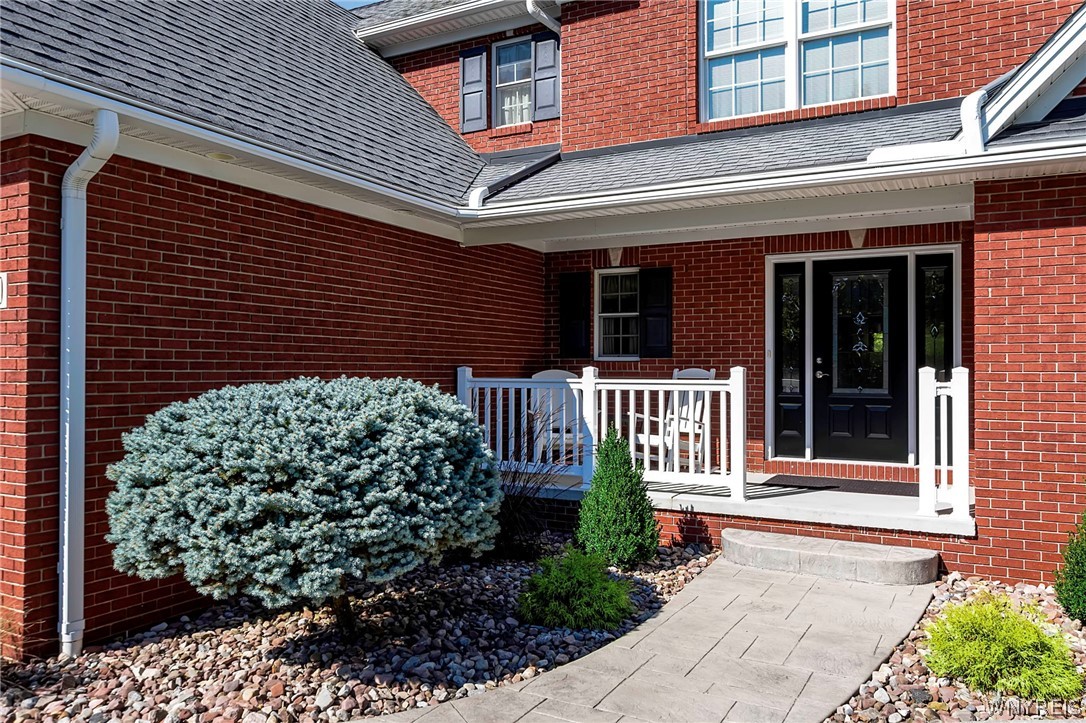 8300 Stahley Road Clarence, NY 14051 - Photo 5 of 50