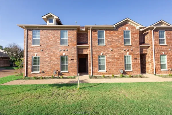 $2,150 | 1536 Bennett Street, Bryan, TX 77802