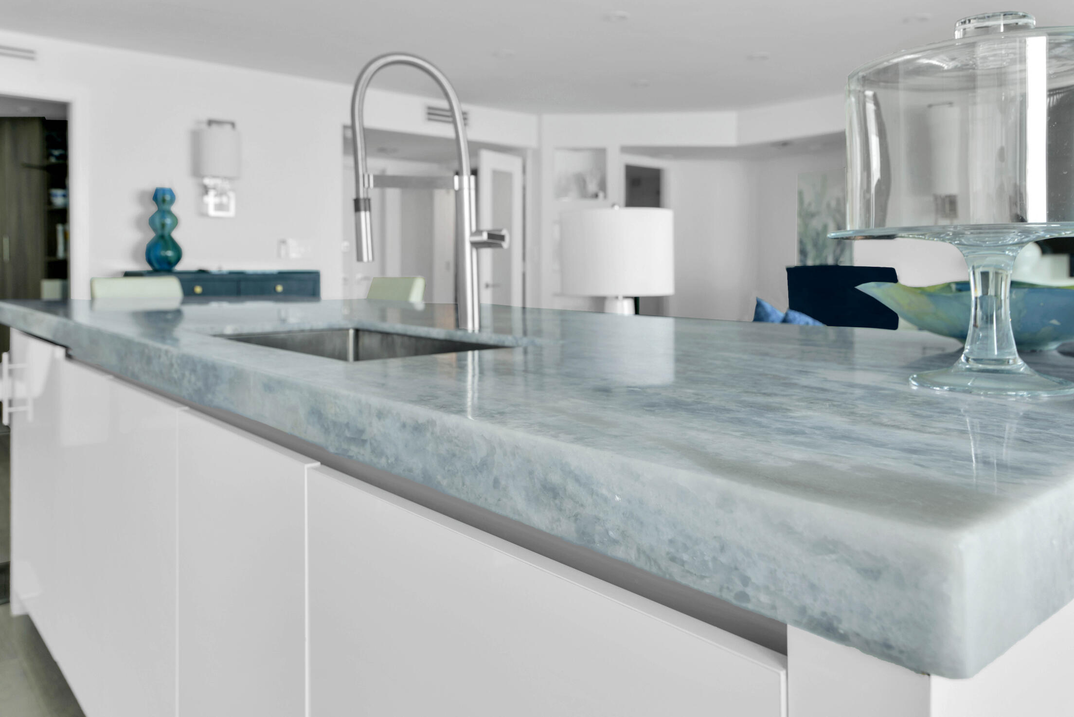 550 South Ocean Boulevard, Unit 704 Boca Raton, FL 33432 - Photo 11 of 66 Countertop