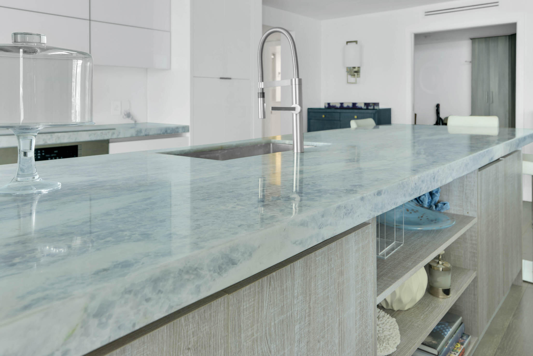 550 South Ocean Boulevard, Unit 704 Boca Raton, FL 33432 - Photo 12 of 66 Countertop