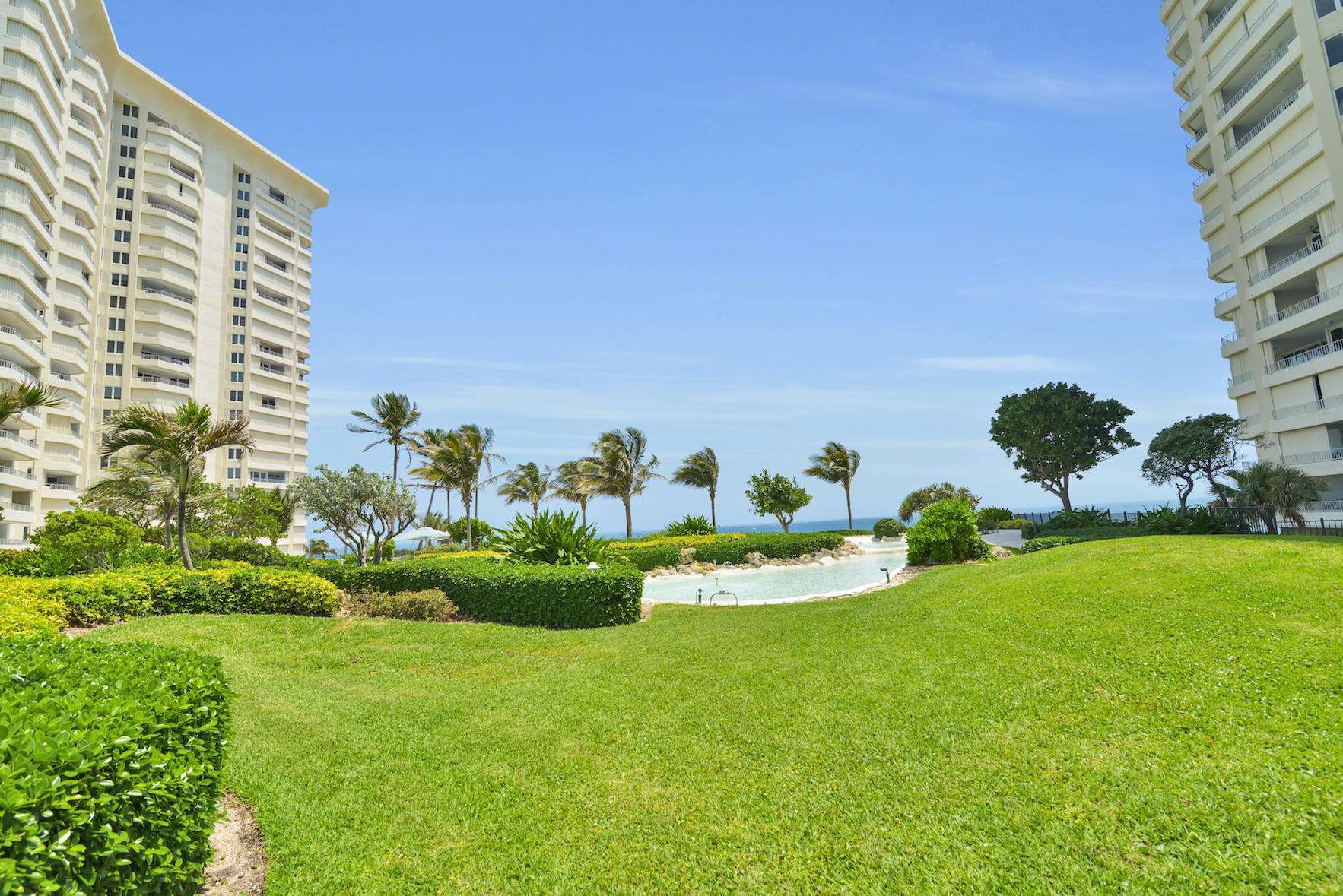 550 South Ocean Boulevard, Unit 704 Boca Raton, FL 33432 - Photo 45 of 66 Gardens