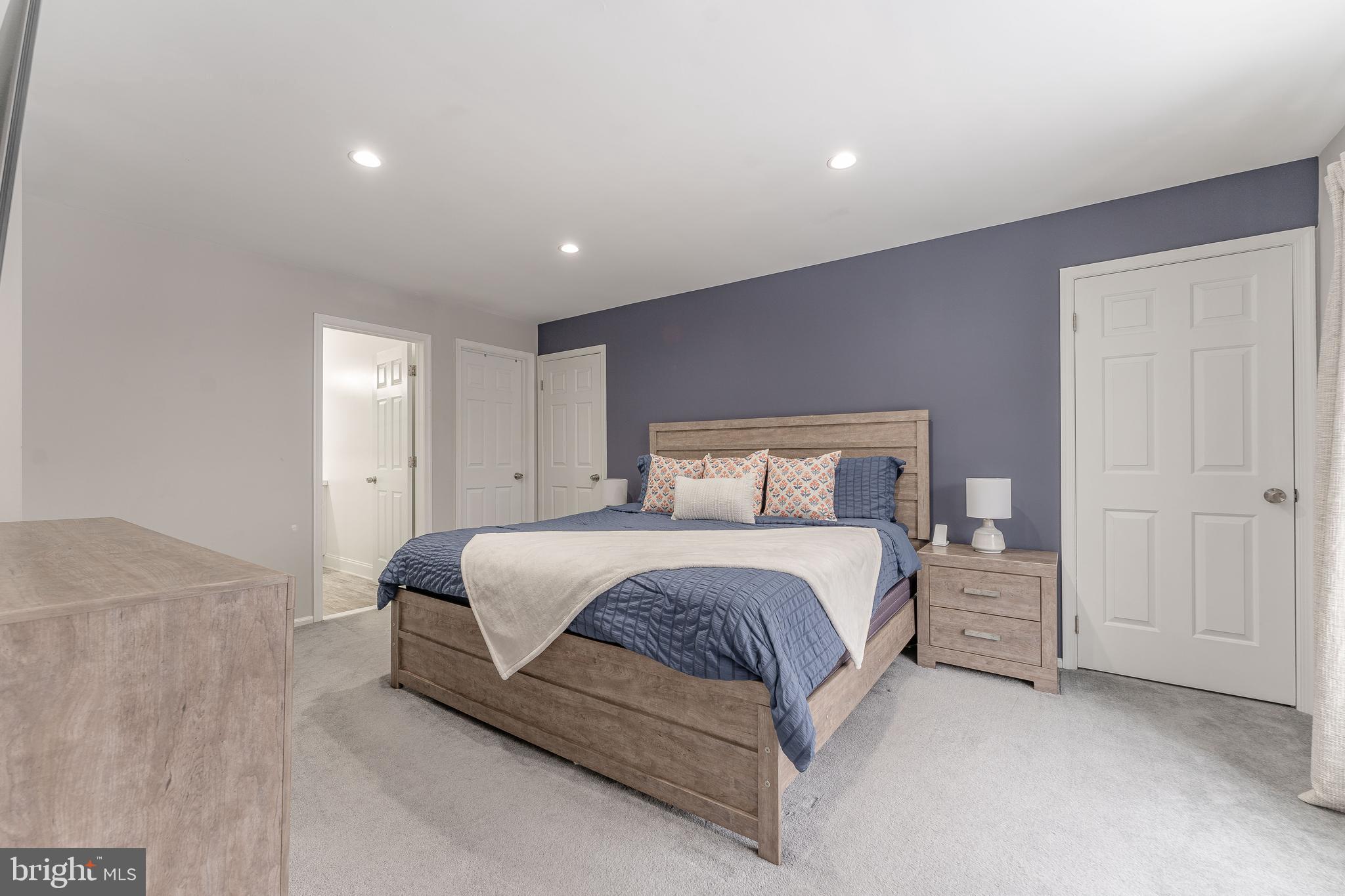 308 Pritchard Place Newtown Square, PA 19073 - Photo 16 of 33 Primary Bedroom