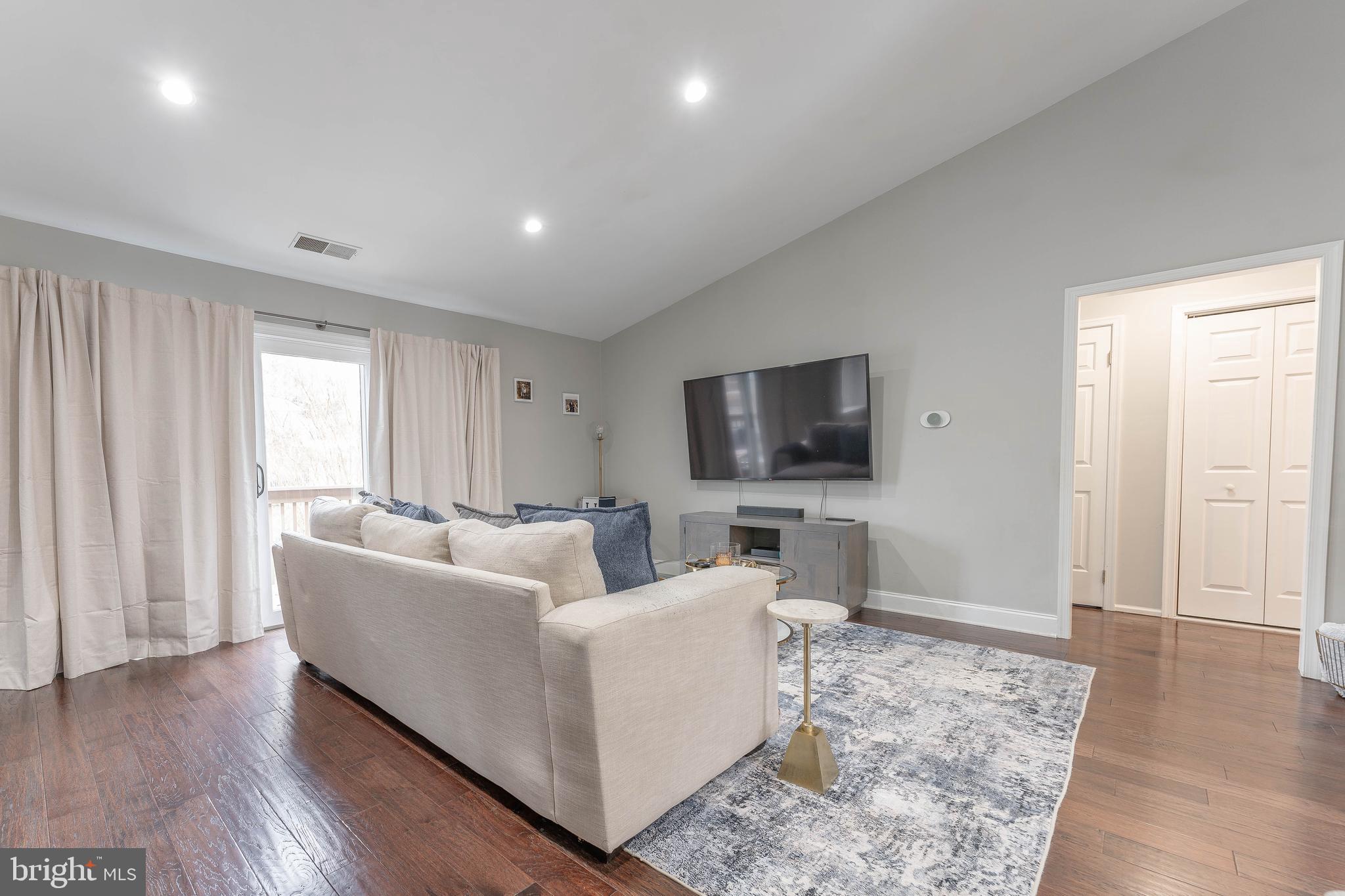 308 Pritchard Place Newtown Square, PA 19073 - Photo 8 of 33