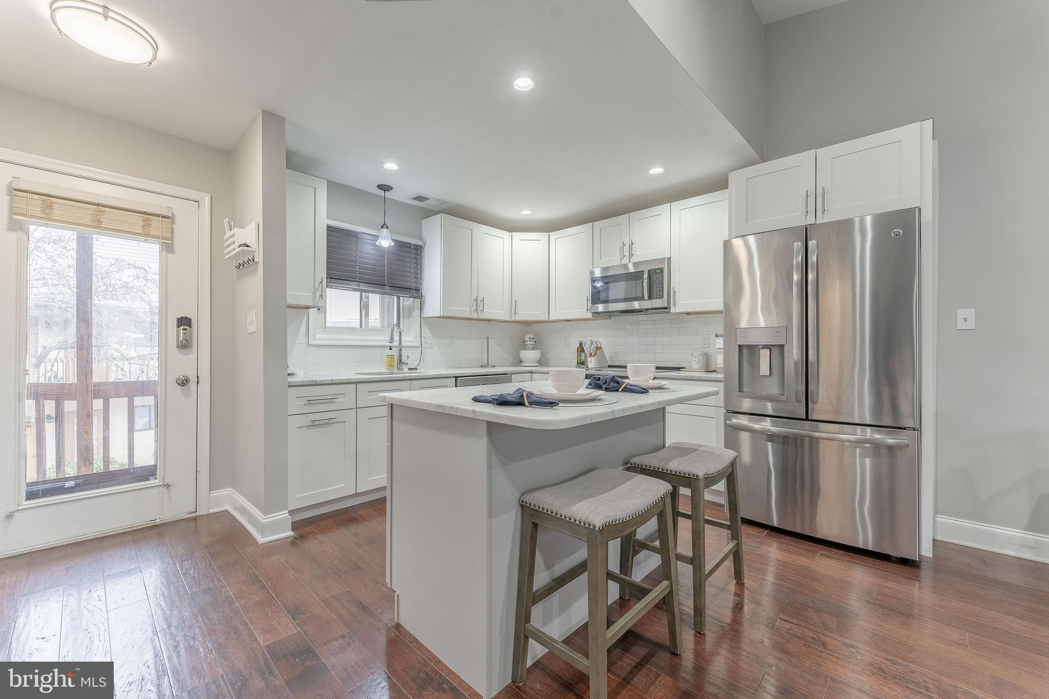 308 Pritchard Place Newtown Square, PA 19073 - Photo 10 of 33 Kitchen