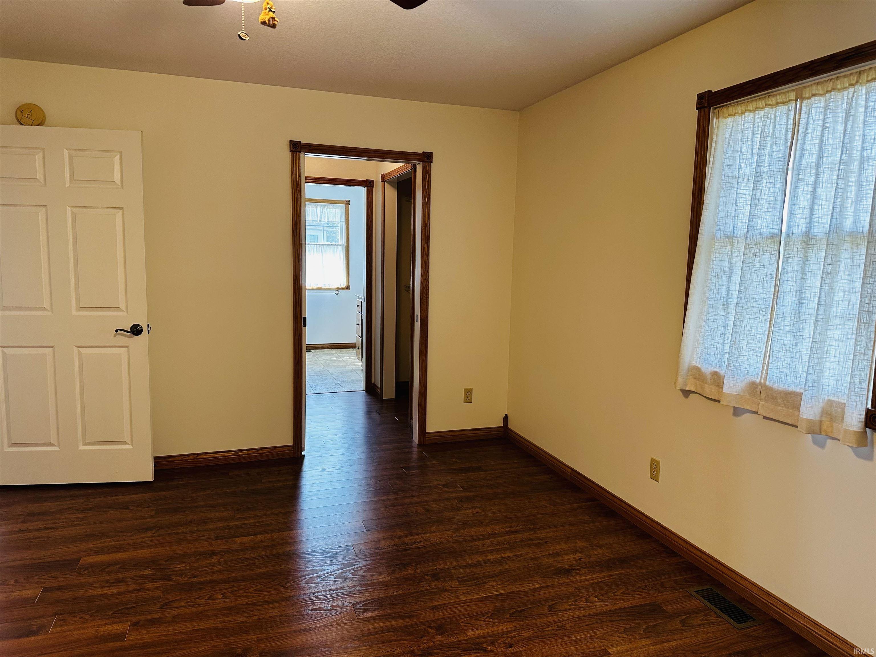 2413 White Ridge Lane Washington, IN 47501 - Photo 14 of 36 Gallery Image 14