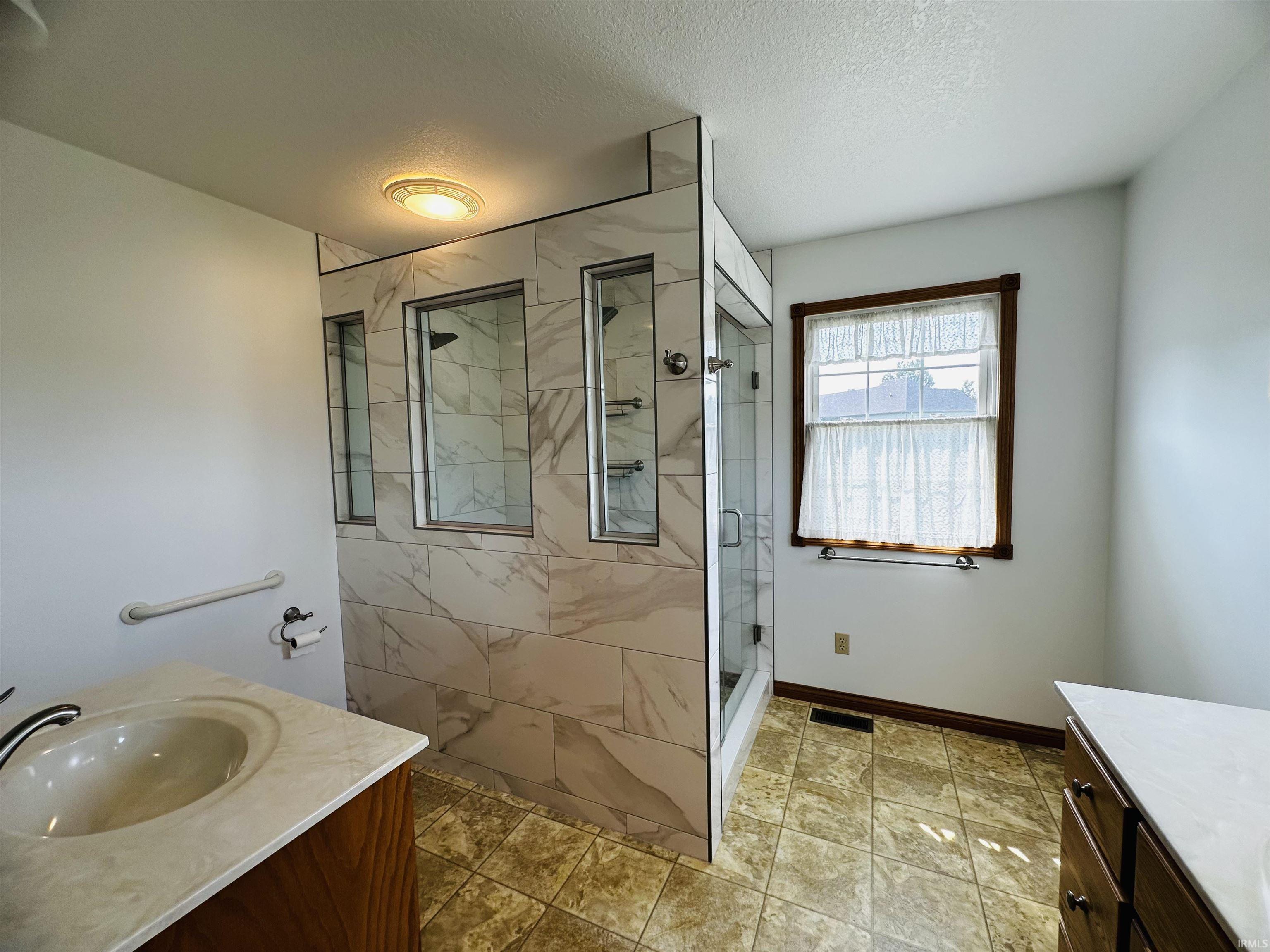 2413 White Ridge Lane Washington, IN 47501 - Photo 16 of 36 Gallery Image 16