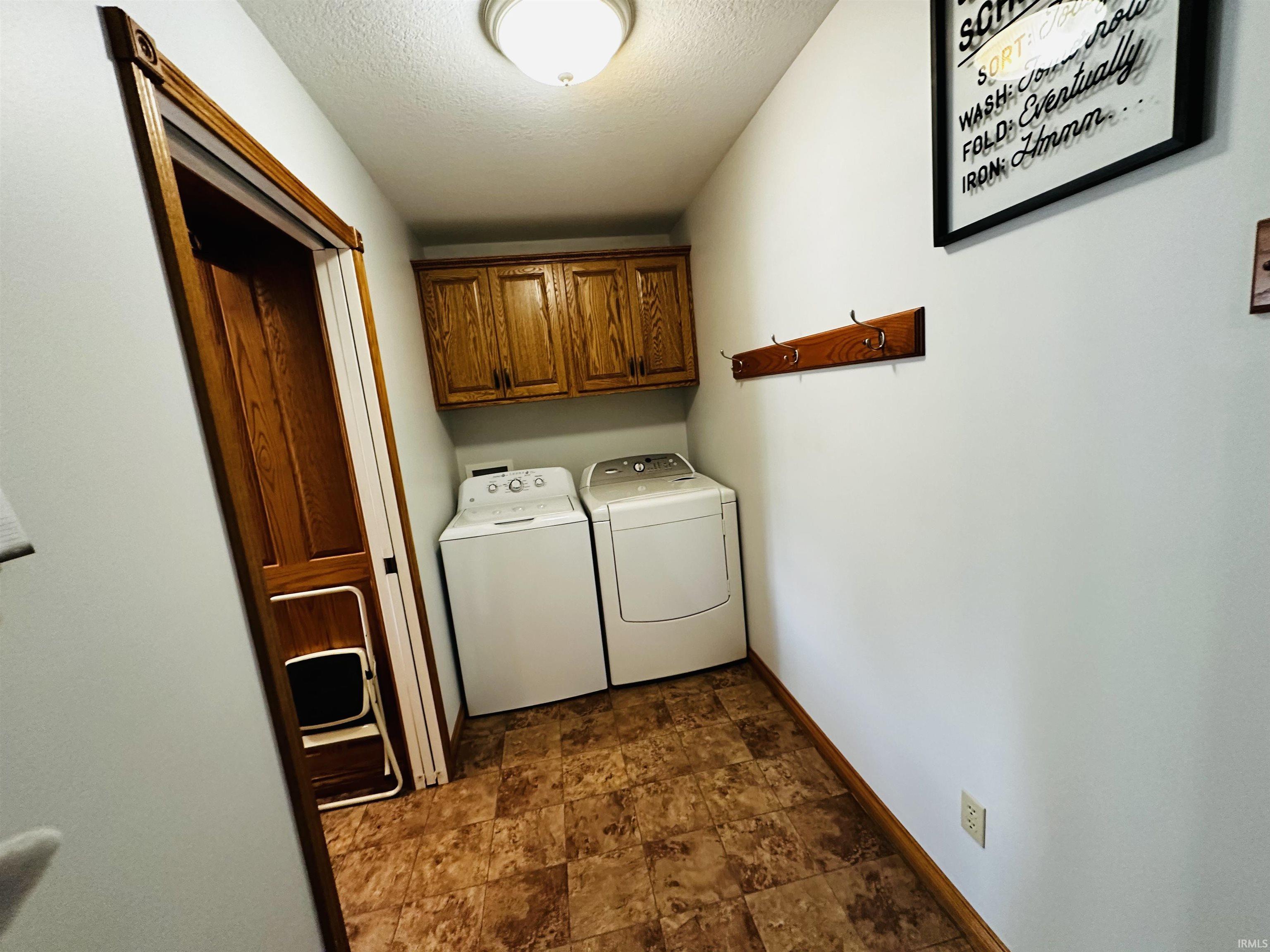 2413 White Ridge Lane Washington, IN 47501 - Photo 26 of 36 Gallery Image 26
