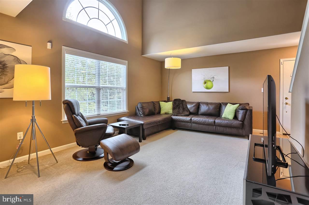111 Oaklea Road Harrisburg, PA 17110 - Photo 3 of 24 Gallery Image 3