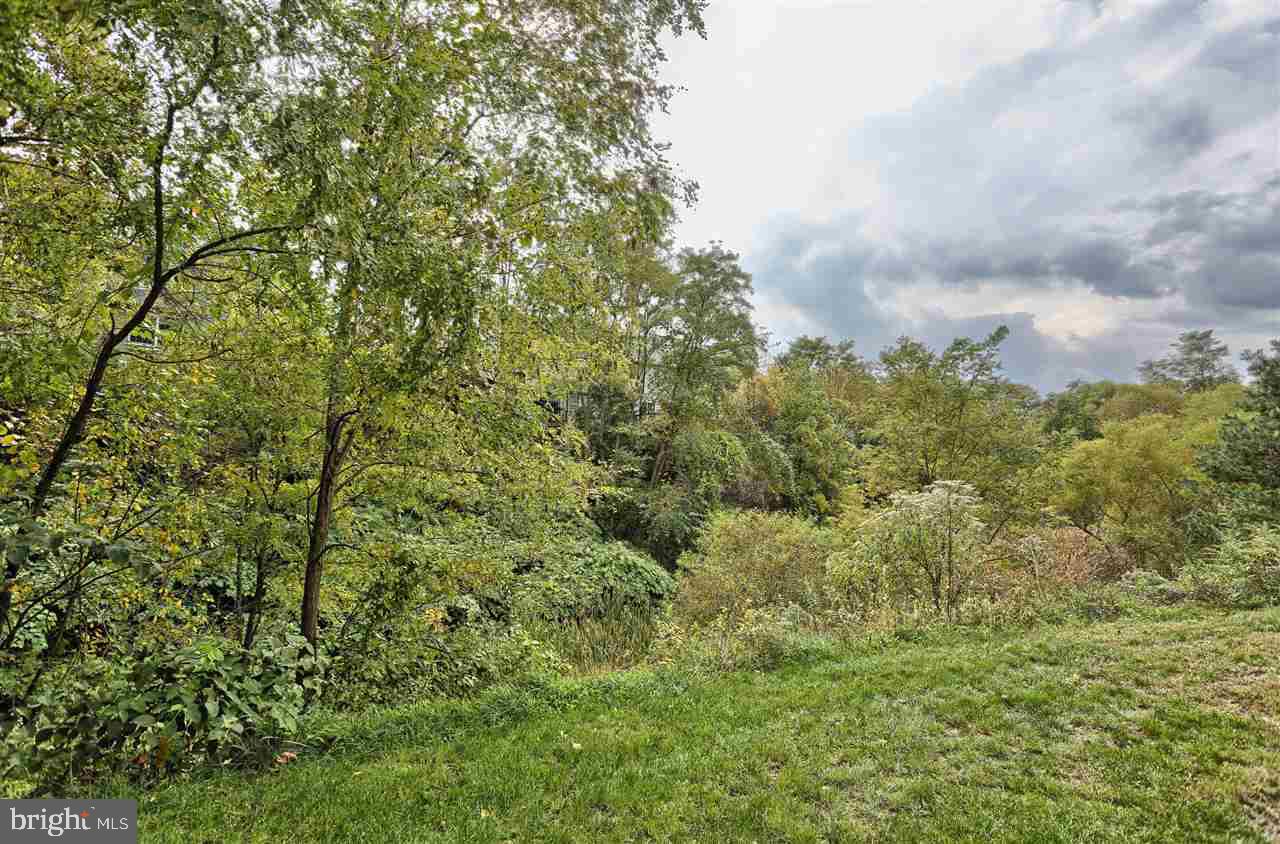 111 Oaklea Road Harrisburg, PA 17110 - Photo 22 of 24 Gallery Image 22