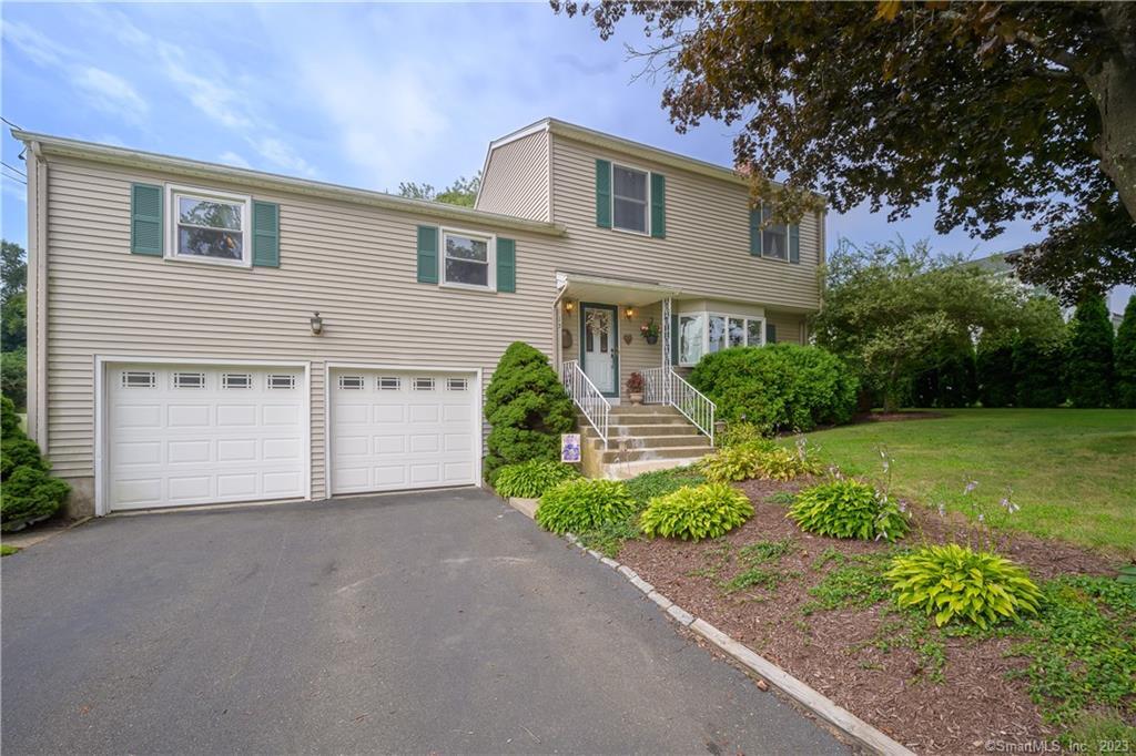 15 Sherwood Road Waterbury, CT 06708 - Photo 1 of 1
