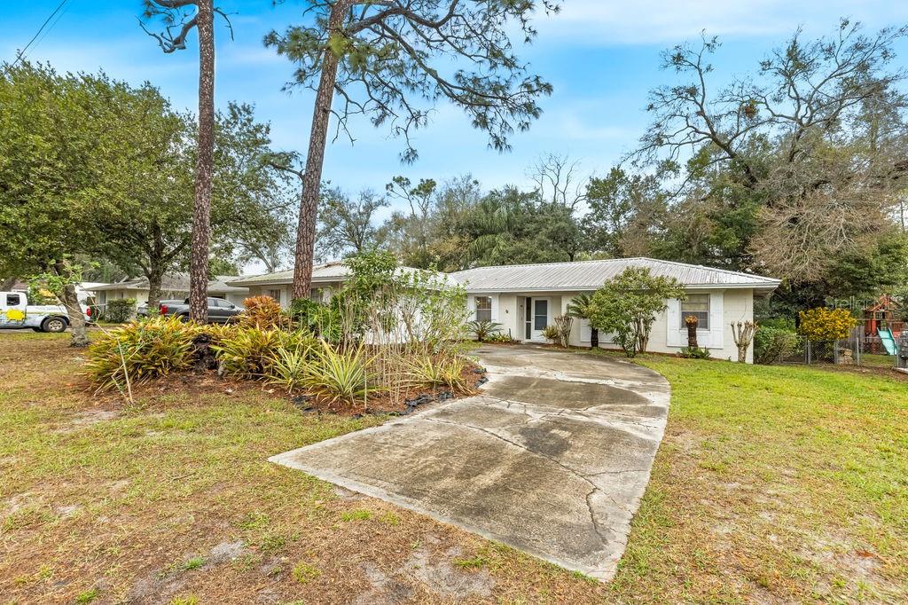 257 Sheppard Street Altamonte Springs, FL 32701 - Photo 1 of 24 Gallery Image 1