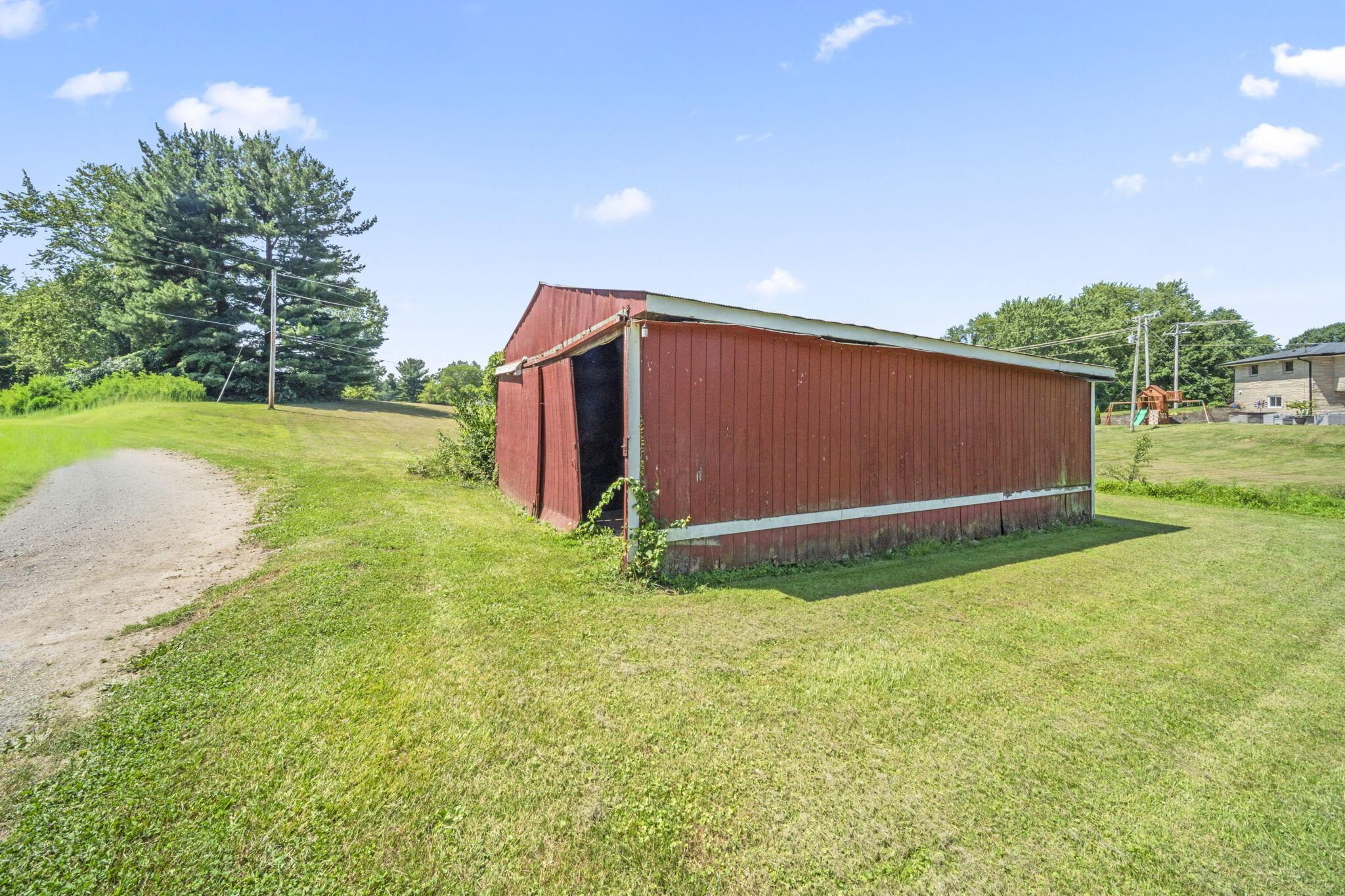 6429 Miller-Paul Road Westerville, OH 43082 - Photo 49 of 55 barn