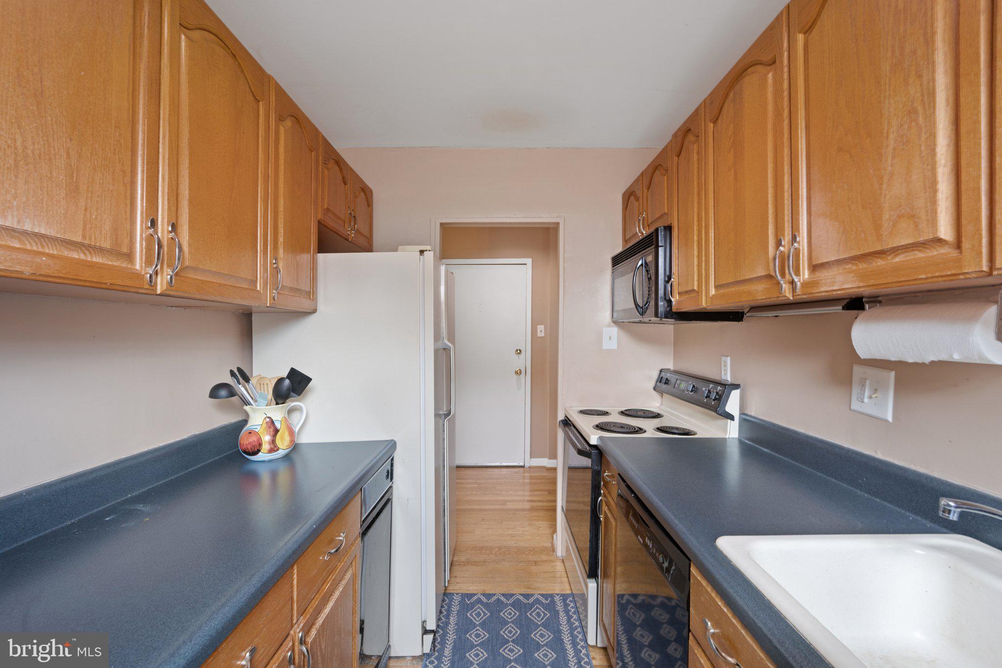 1931 17th Street Northwest, Unit 302 Washington, DC 20009 - Photo 15 of 26