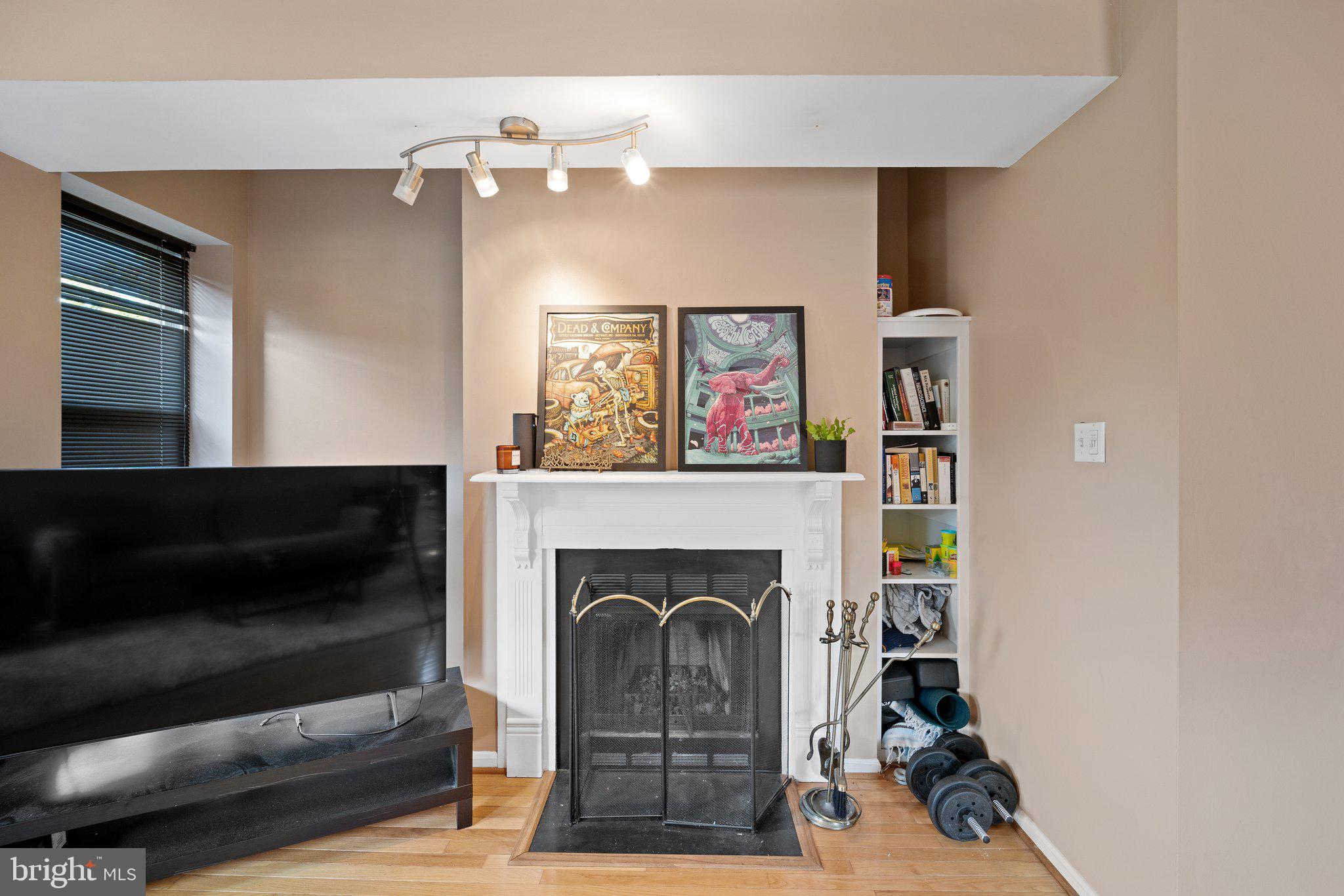 1931 17th Street Northwest, Unit 302 Washington, DC 20009 - Photo 6 of 26
