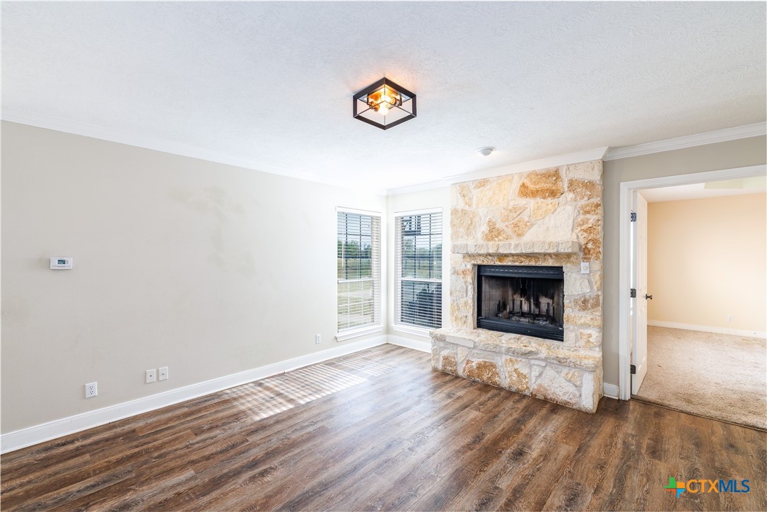 1506 Harwood Road Luling, TX 78648 - Photo 12 of 36
