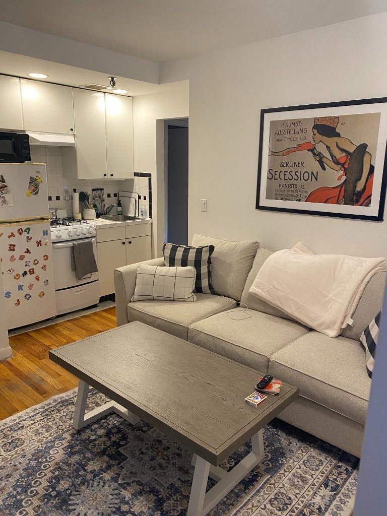 1321 3rd Avenue, Unit 4B Manhattan, NY 10021 - Photo 3 of 10 Photo 3